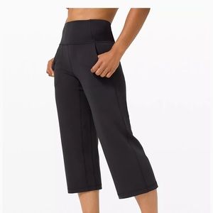 Lulu Align wide leg crop